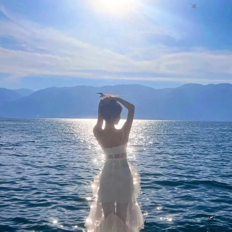 喂海报